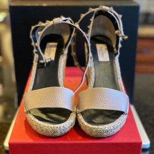 Valentino rockstud espadrille wedge Sandals size38